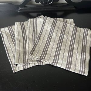 Pottery Barn Napkin Set Black